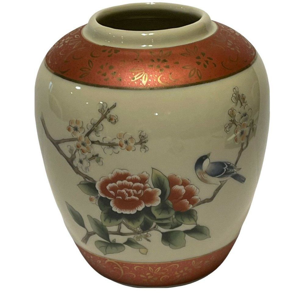 japan porcelain squat floral Flowers blue bird ginger jar Gold Inlay